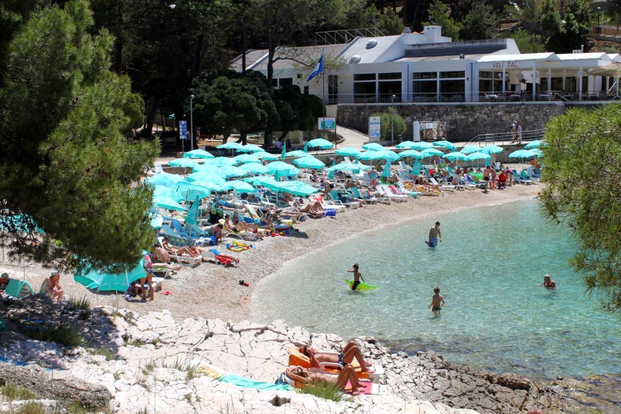 Apartments With A Parking Space Mali Lošinj Exteriör bild